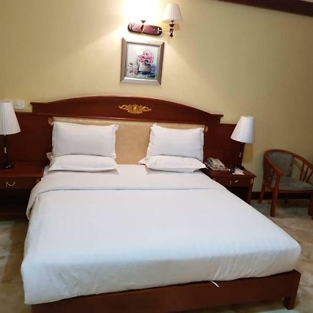 Rising Sun Hotel Dar es Salaam Ngoại thất bức ảnh
