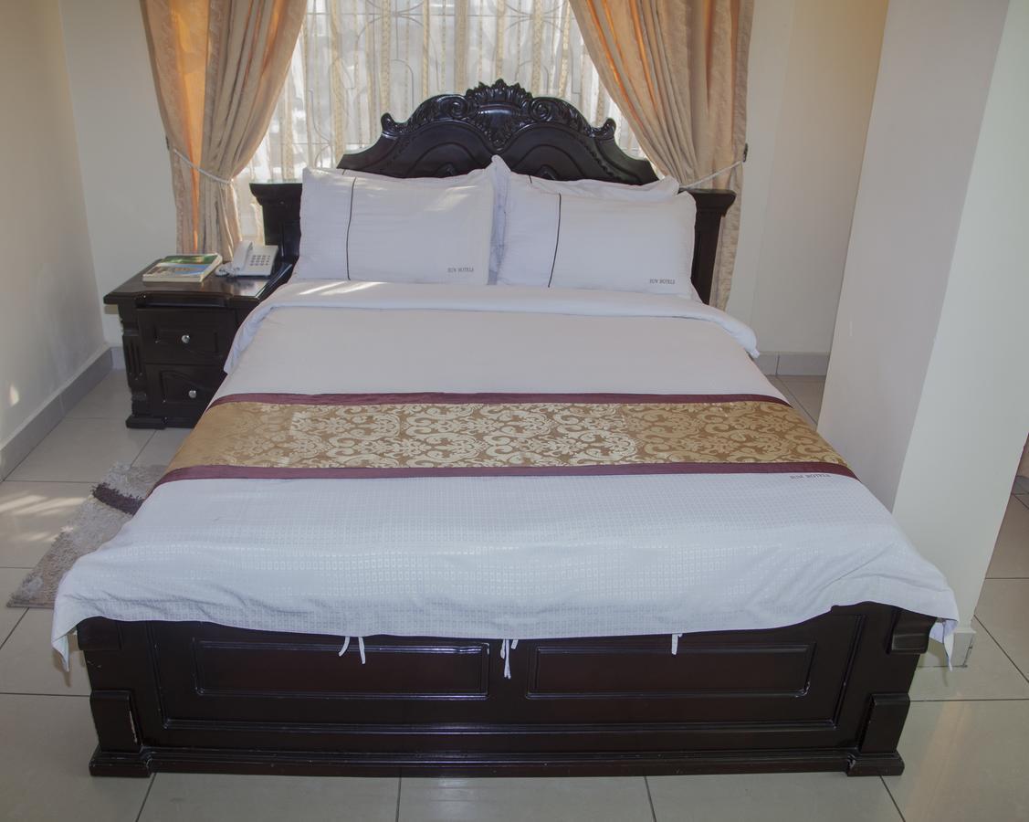 Rising Sun Hotel Dar es Salaam Ngoại thất bức ảnh